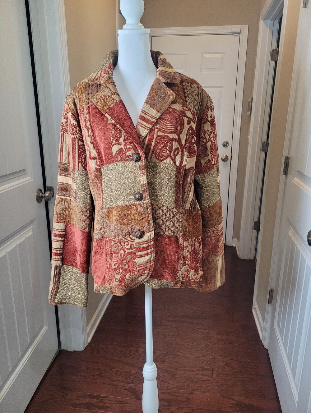Erin London Vintage Brown and Tan Women's patchwork blazer. Size XL